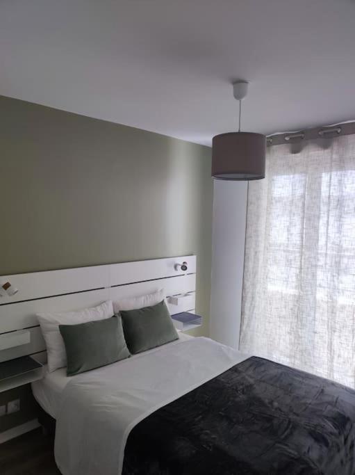 Proche De Paris T3 Tout Confort Courcouronnes Exterior photo
